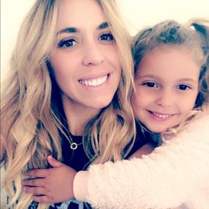 Meet your Posher, Krista